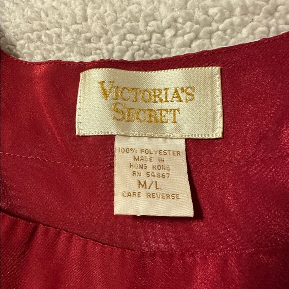 Victoria’s Secret Vintage 90s Red Satin Night Gown Shirt Gold Label - Picture 7 of 9